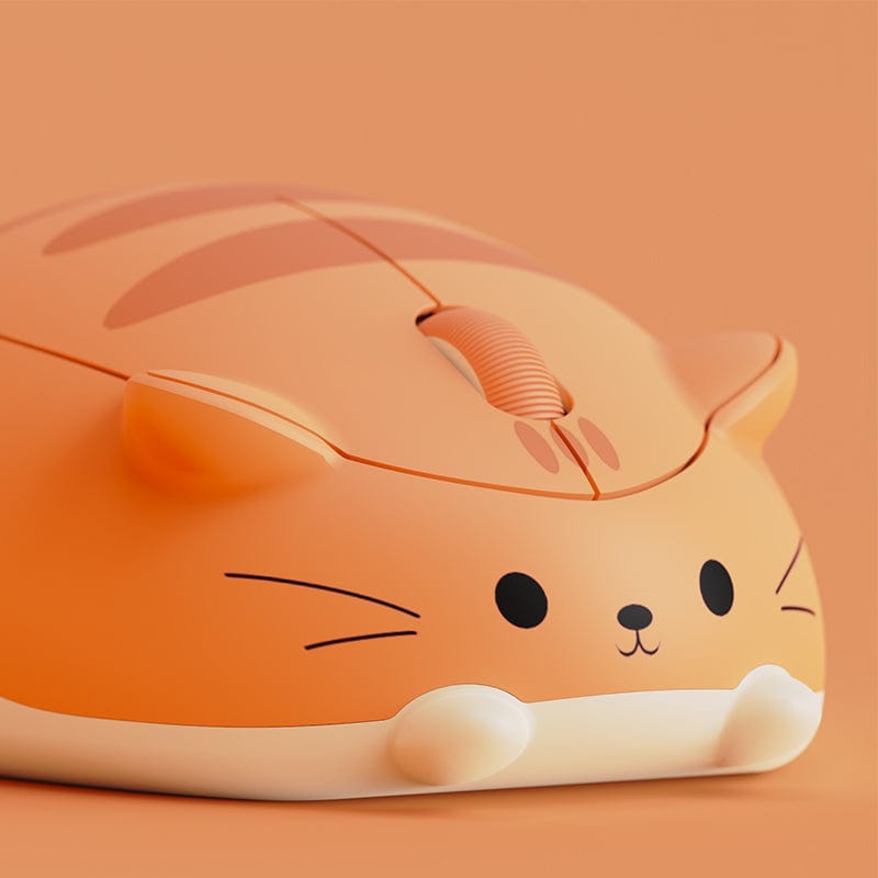 Close-up of Adorable Wireless Tabby Cat Computer Mouse with Soft Carry Bag, showcasing the intricate details and colours of the tabby cat design.